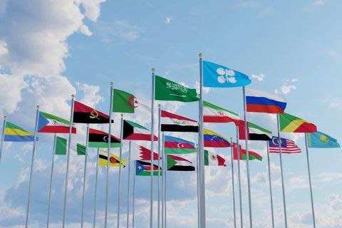 産油国の詩（ポエム）は高インフレ継続を示唆