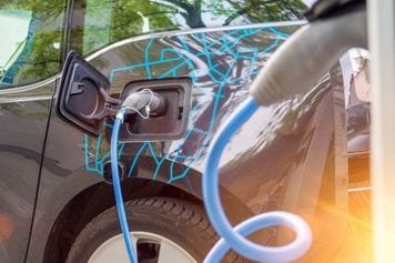 ＥＶ時代到来で注目される日本の電子部材銘柄