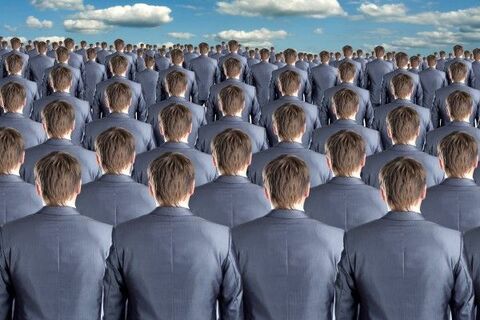 「投資や消費は国や社会のため」は正論か？奨励する危うさを、消費増税を機に考える