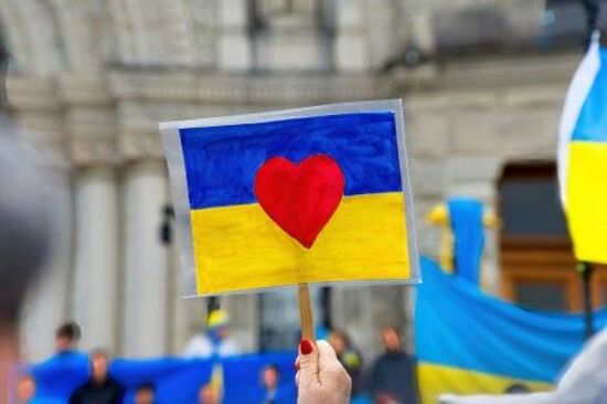 『ウクライナ情勢』、難航する交渉と経済への影響は？