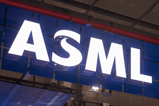 ASML：1Q92％増益も受注高が下向きに。楽天証券は25、26年12月期業績予想を下方修正
