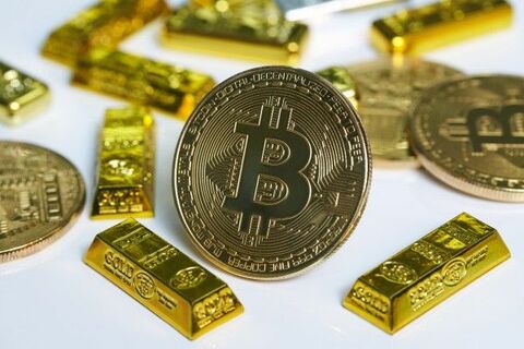 ビットコインキャッシュのハードフォークと仮想通貨の主導権争い