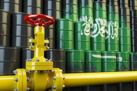 サウジが前倒しで増産!?　いよいよ強まる原油市場の“政治色”