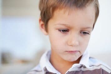 米指標低迷+貿易戦争拡大で、ドル/円105円台に接近