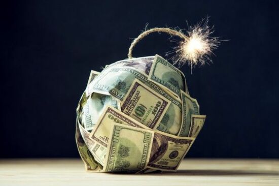 14兆円！バフェットの現金は過去最高。世界が抱える「社債爆弾」は19兆ドル!?