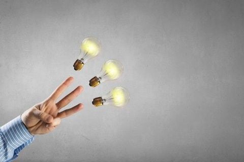 株価の乱高下がしんどい！NISA初心者のための3つの「下げ相場」対策