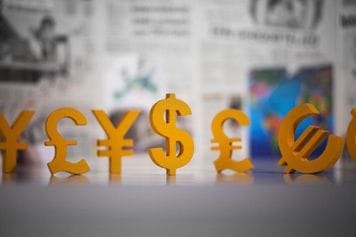 2月8日のドル円の下値メドは108.52円、上値メドは110.12円