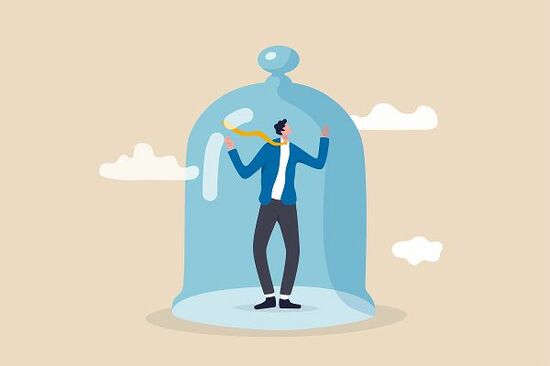 勤め先で株式投資に制約がある場合、どんな銘柄を選ぶのが現実的？