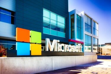 株価の真実 マイクロソフトの株価は史上最高値を更新中。クラウドビジネスがけん引