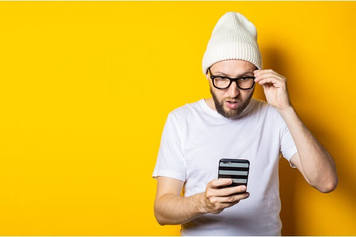 トランプ大統領のコロナ陽性ツイートで、金は上昇、原油は下落。選挙とコモディティ市場の関係を分析