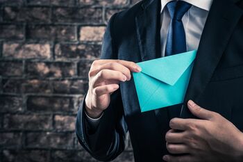 バリュー投資の変化と不変と～ロナルド・Ｗ・チャン「価値の探究者たち」（きんざい）を読む～