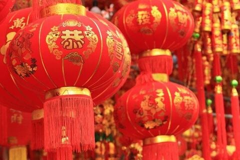 香港市場は上値の重い展開か、テック株安が相場の重しとなる可能性も