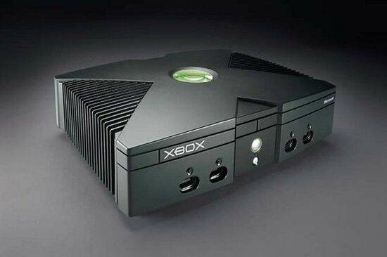【2001（平成13）年11月15日】マイクロソフトがゲーム機Xbox発売